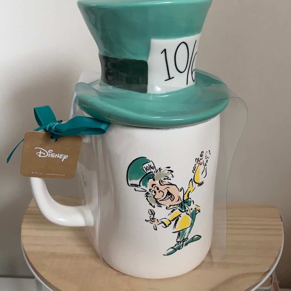 Disney Rae Dunn Artisan Collection Mad as a Hatter Mug With Lid. New.